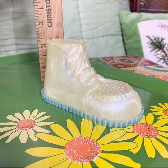 50s Baby Shoe Bank - Picture 6 of 6